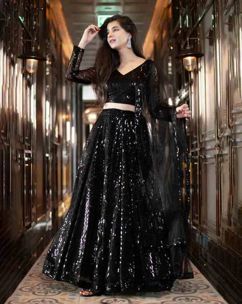 Women Embellished Flared Lehenga Choli Set