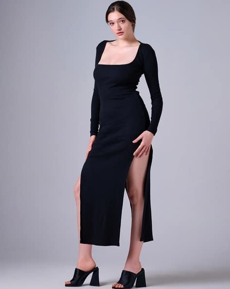 ladies short black dress JENNIFER BLACK PLUNGE MAXI DRESS – OUTCAST main image 0