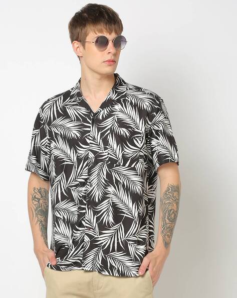 Men Tropical Print Regular Fit Shirt