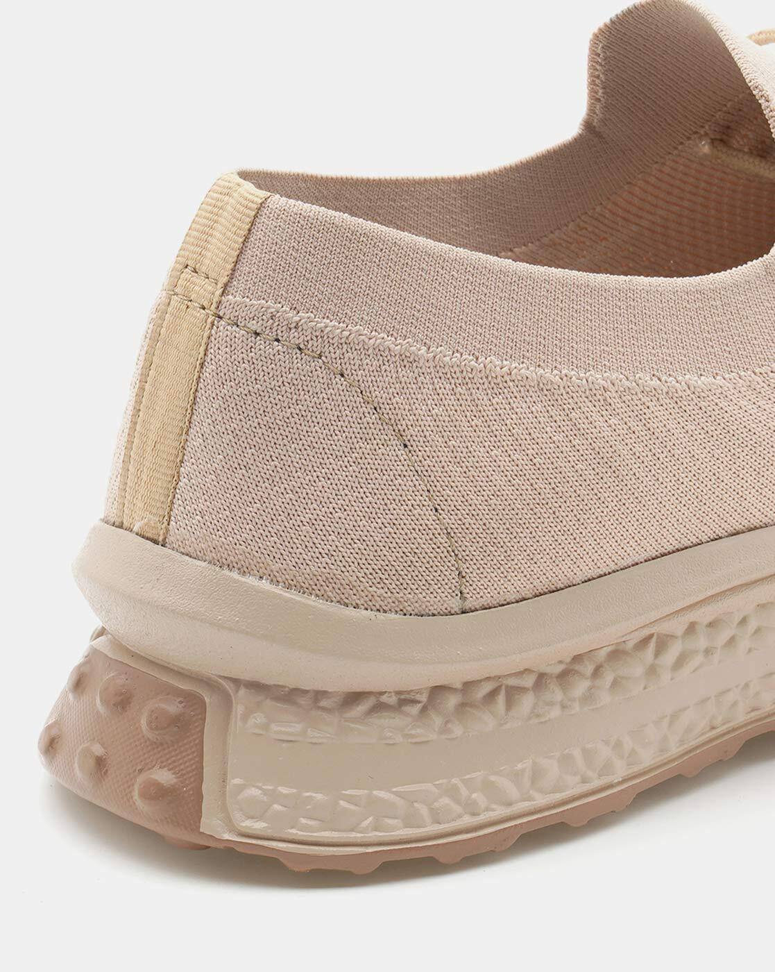 Buy R&B Women Low-Top Lace-Up Shoes Online | Ajio.com