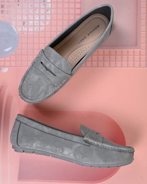 Women Round-Toe Slip-On Loafers