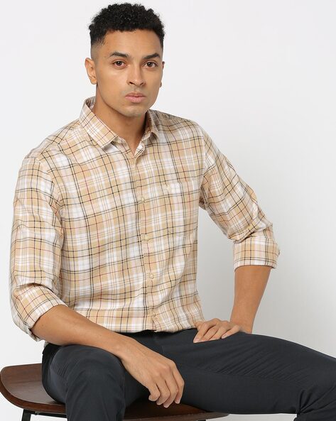 Men Checked Regular Fit Shirt with Patch Pocket