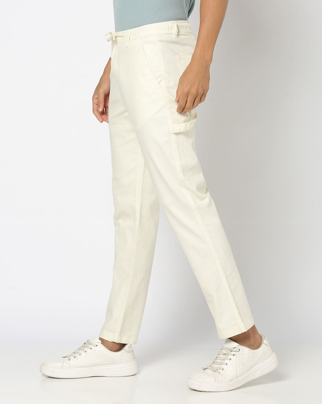Men Slim Fit Flat-Front Chinos