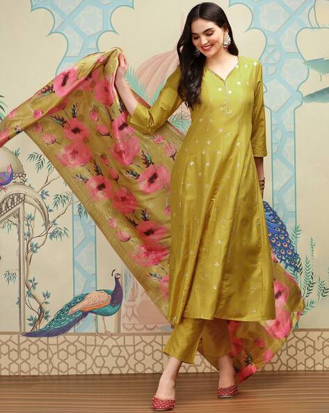 Women Printed Flared Kurta Set Price in India