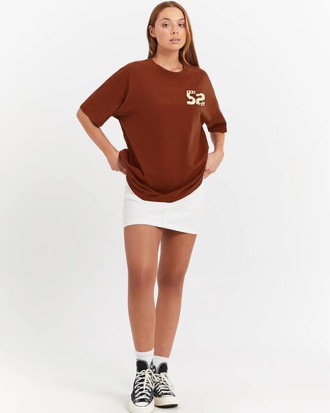 MISCHIEF MONKEY Women Numeric Print Oversized Crew-Neck T-Shirt