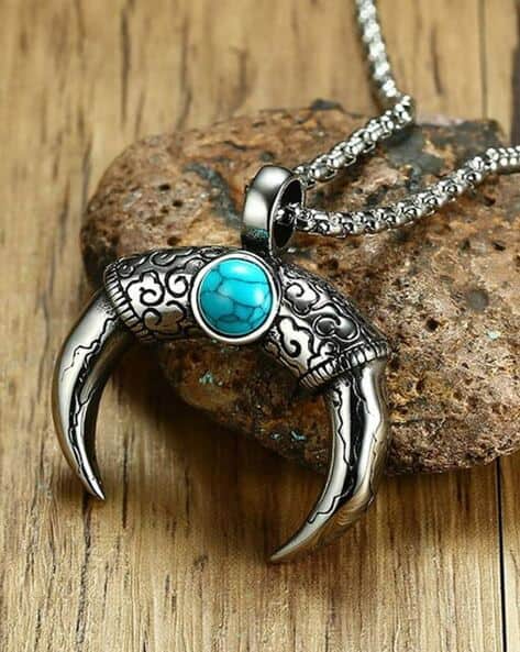 Vien Oxidised Silver-Plated Stone-Studded Pendant with Chain