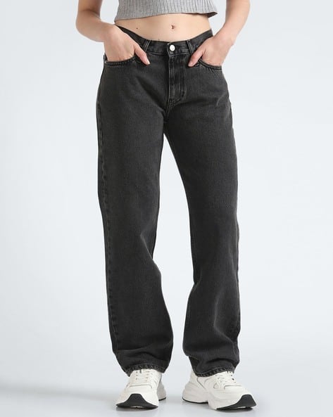 Women Lightly Washed Straight Jeans