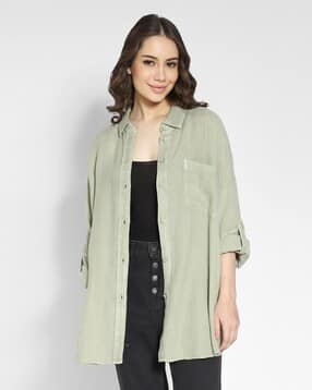 american eagle Women Crinkled Oversized Shirt with Patch Pocket-picture-14