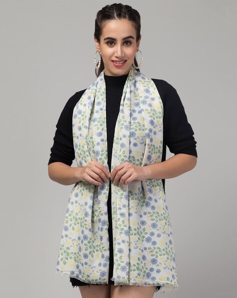 Women Floral Print Scarf with Frayed Hem Price in India
