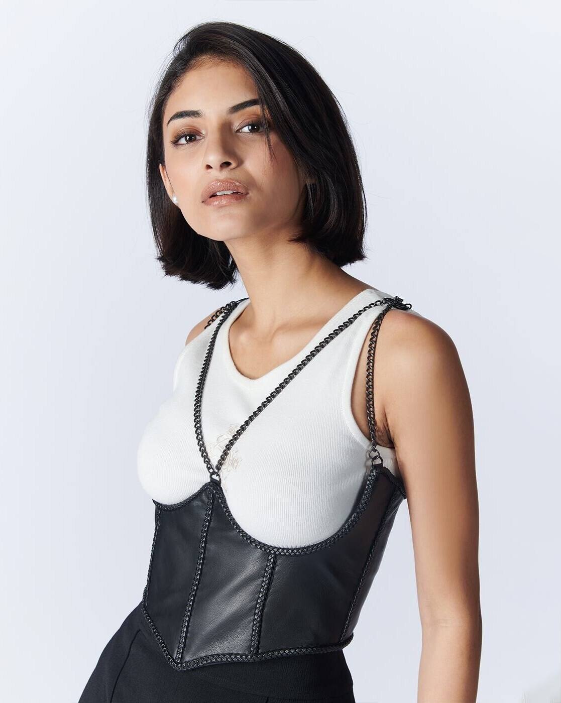 Buy S&N by Shantnu Nikhil Leaser Cut Details Under Bust Corset Top