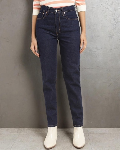 Levis Women Lightly Washed Relaxed Jeans