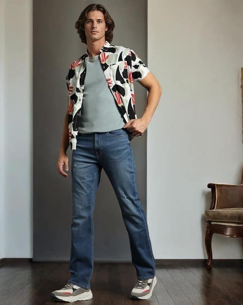 Men Mid-Wash Distressed Bootcut Jeans