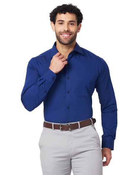 Men Slim Fit Shirt with Cutaway Collar