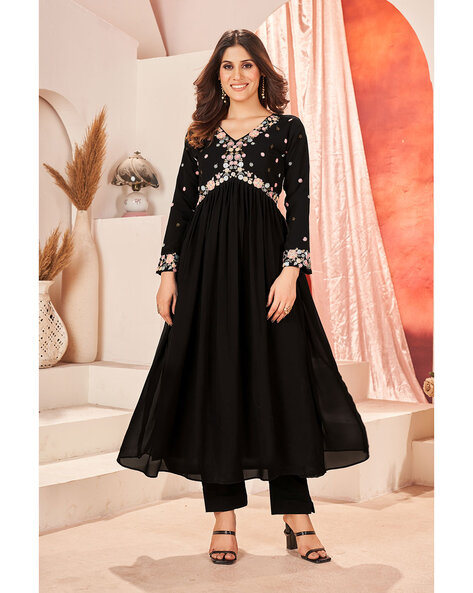 Black Kurta Suit Sets for Women by Rozland Online | Ajio.com