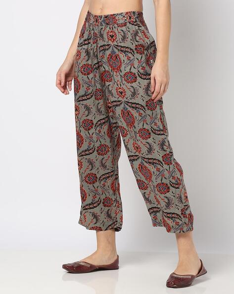 Women Floral Print Regular Fit Pants Price in India