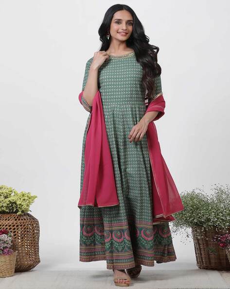 Women Printed Flared Kurta Set Price in India