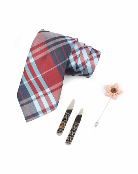 brooch necktie