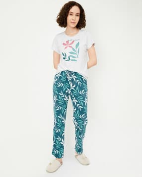 max Women Leaf Print T-Shirt & Pyjamas Set-picture-31