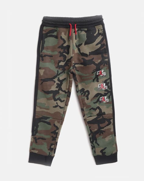 camouflage nike jordan joggers