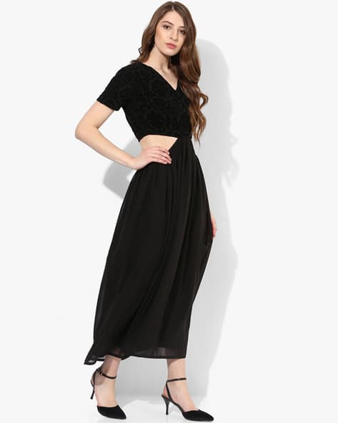 Buy Black Dresses for Women by LA LOFT Online