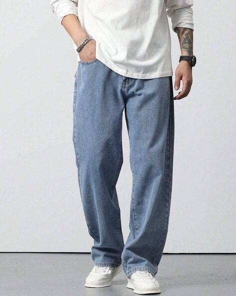 Men Baggy Jeans with 5-Pocket Styling