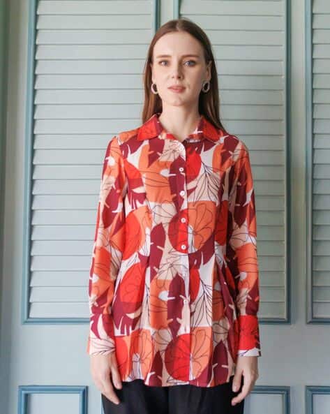 Zink London Women Floral Print Relaxed Fit Shirt with Spread Collar