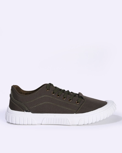 Men Low-Top Lace-Up Shoes