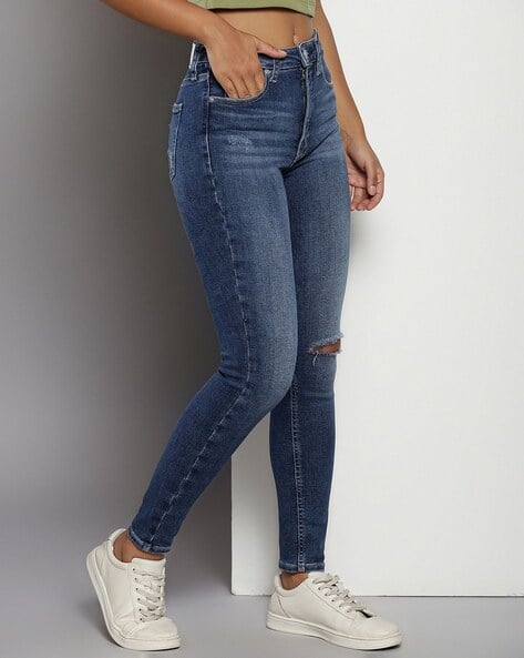 Calvin Klein Jeans Women Mid-Wash Skinny Fit Jeans