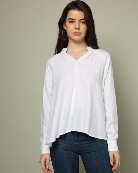 Levis top womens white hotsell