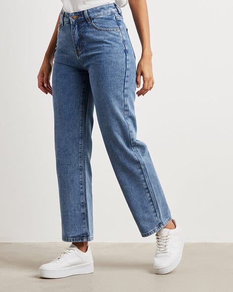 Women Plain High Rise Mom Mid-Wash Jeans with Button Closure