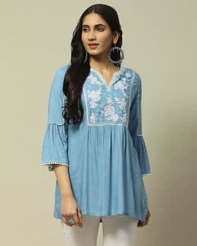 rangriti Women Embroidered Round-Neck Tunic-picture-12