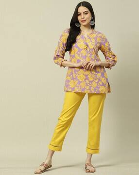 Women Floral Print Cotton Straight Tunic-image-3