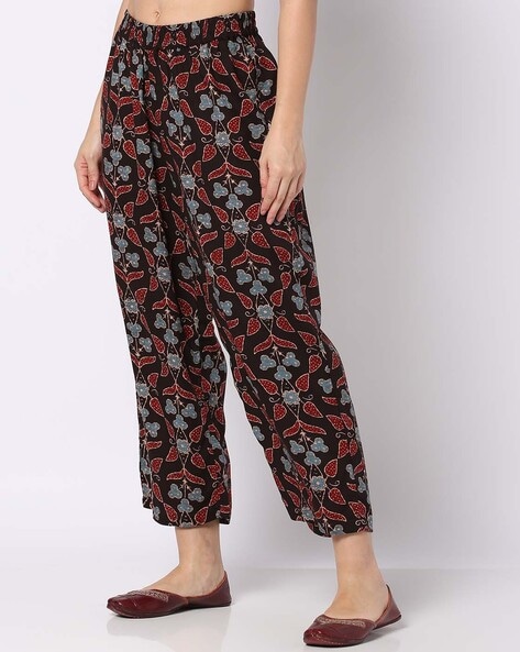 Women Floral Print Regular Fit Pants Price in India