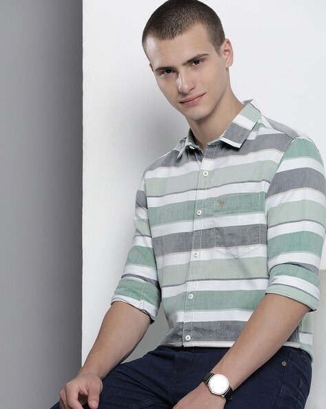 Men Striped Regular Fit Shirt with Patch Pocket