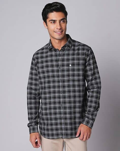 Buy Black White Shirts for Men by OXEMBERG Online