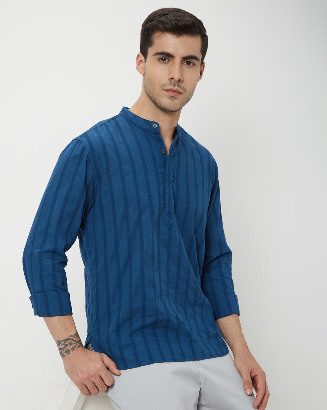 Men Striped Slim Fit Cotton Shirt