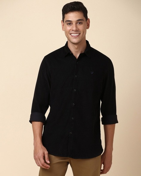 Men Slim Fit Shirt with Patch Pocket