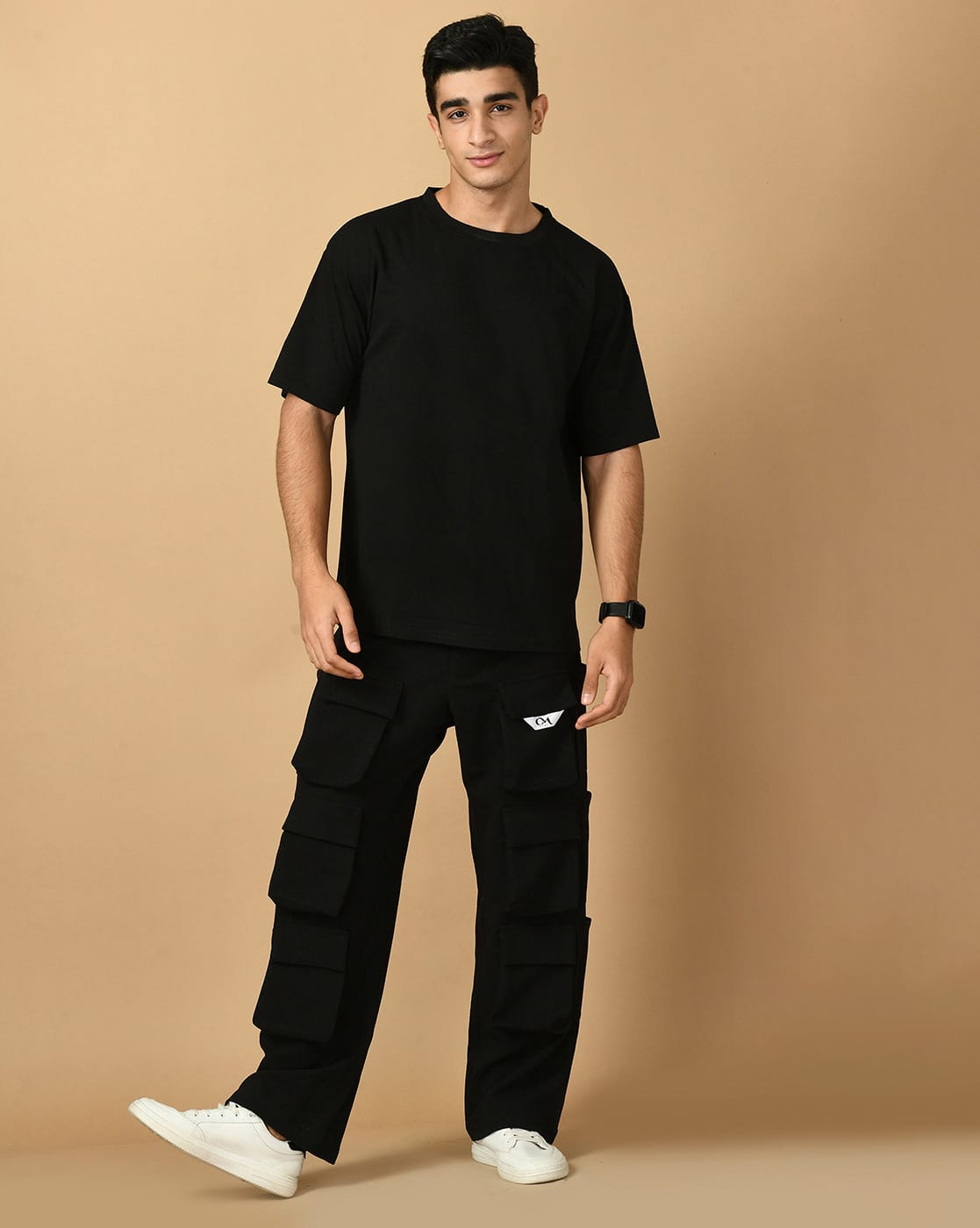 -1117Wx1400H-700107095-black-