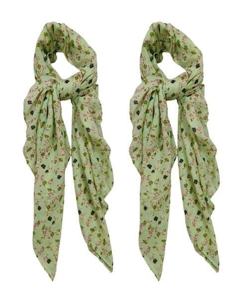 Women Pack of 2 Floral Print Scarfs Price in India