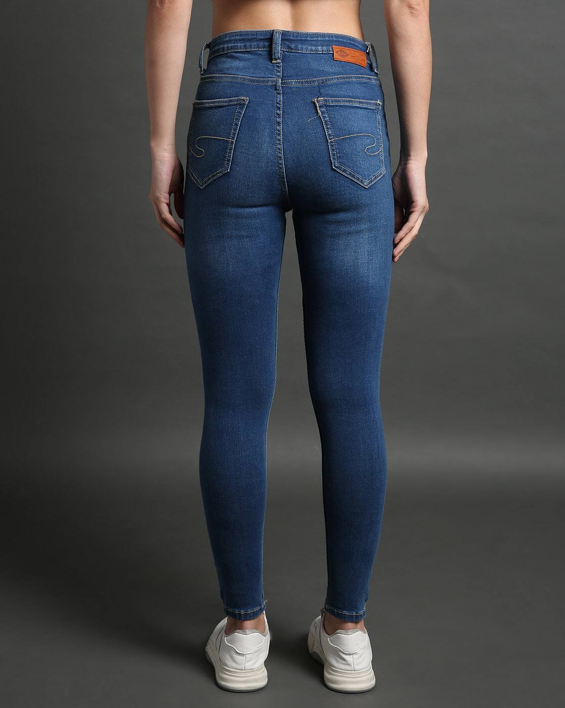 Women Lightly Washed Regular Fit Jeans