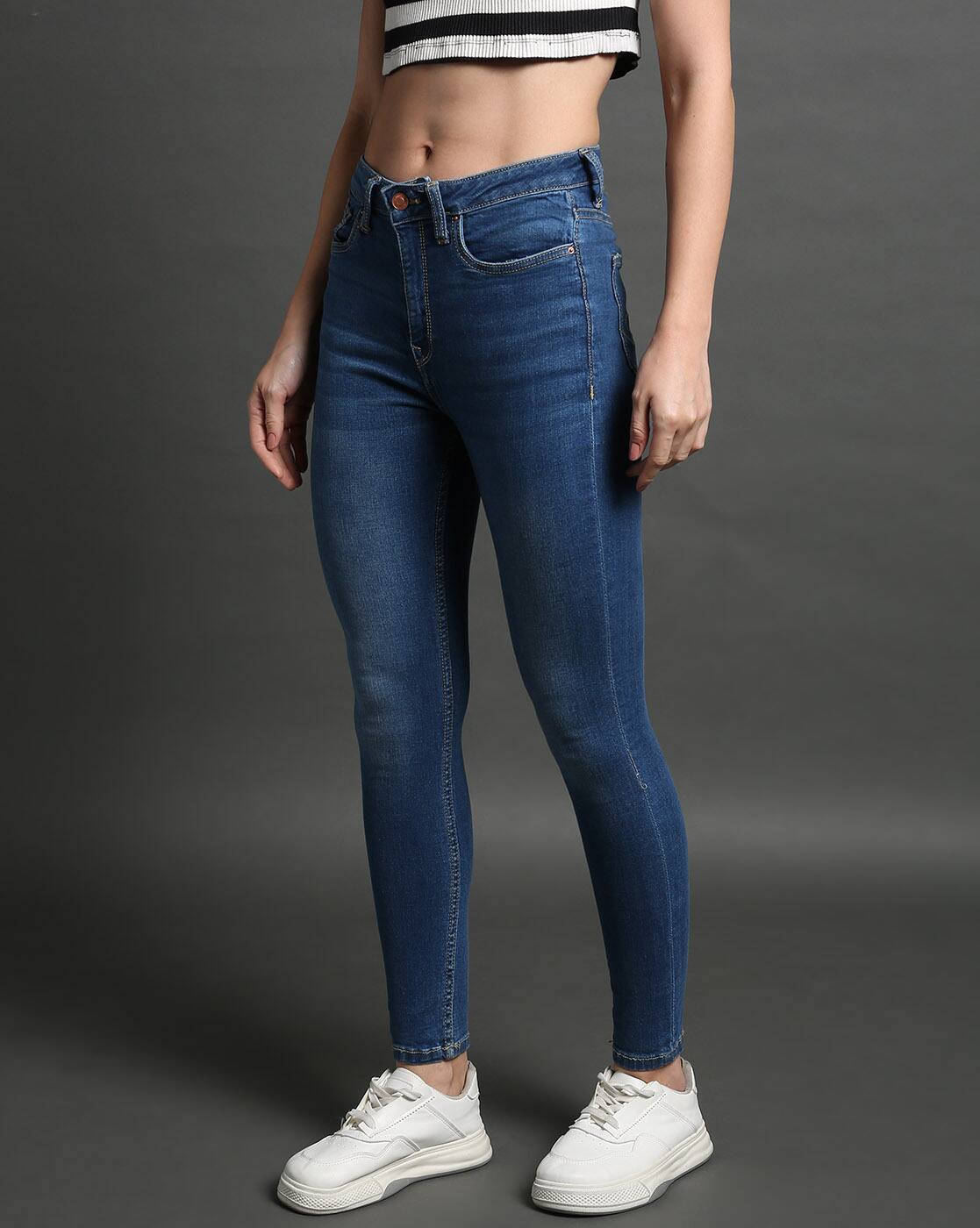Women Lightly Washed Regular Fit Jeans