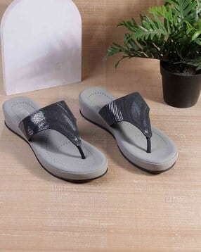 metro Women Thong-Strap Flat Sandals-picture-17