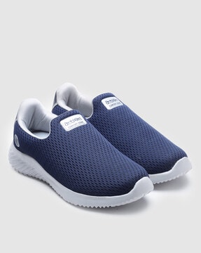Sports shoes below 800 rupees sale