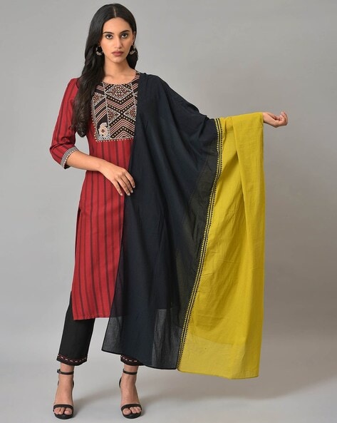 Women Colourblock Dupatta Price in India