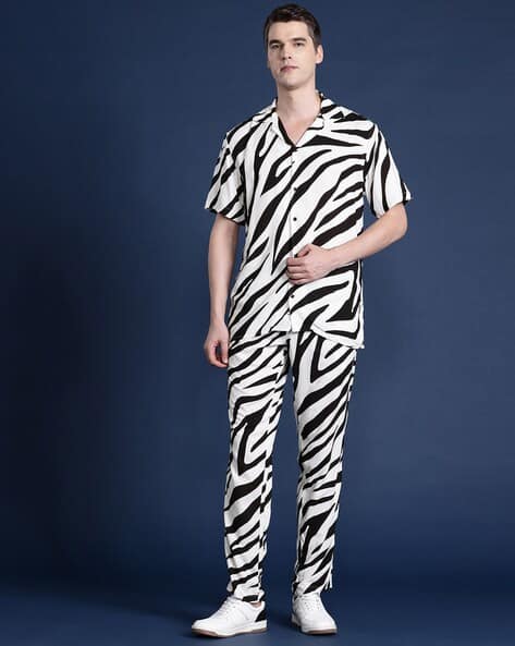 Buy White & Black Co-ord Sets for Men by HANCOCK Online | Ajio.com