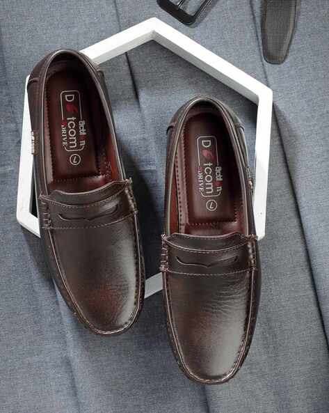 Action Men Round-Toe Slip-On Loafers