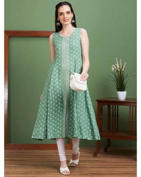 globus Women Floral Print Front Slit Flared Hem Panelled A-Line Kurta-picture-23