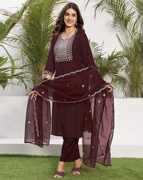 Women Embroidered Straight Kurta Set Price in India