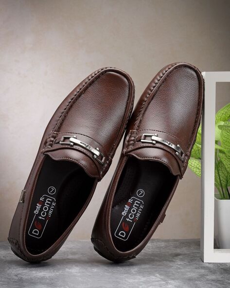 Action Men Round-Toe Slip-On Loafers