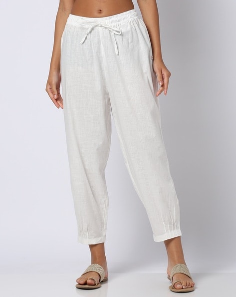 Women Pin-Tuck Straight Pants Price in India